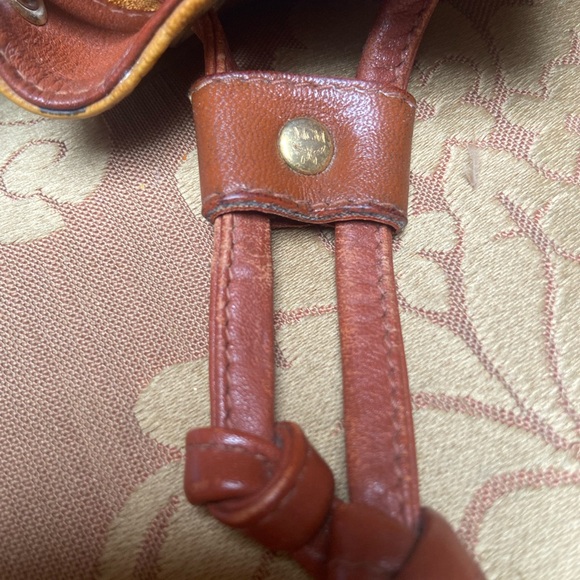 AUTHENTIC MCM VISETOS SMALL BUCKET BAG- Good used condition-versatile/adorable - Picture 10 of 14